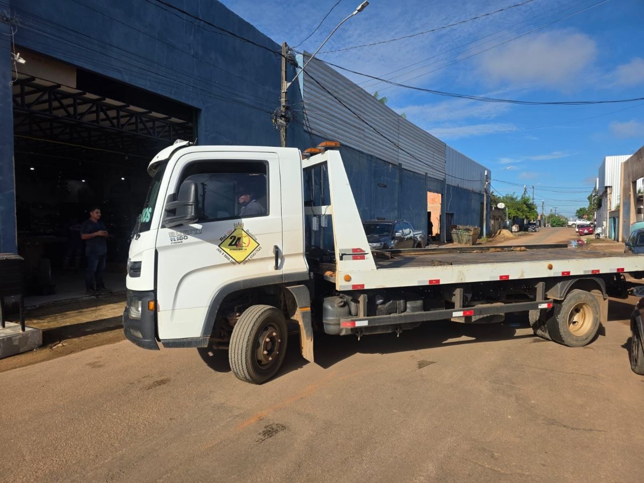 Caminhão da Pezão Guincho pronto para atendimento